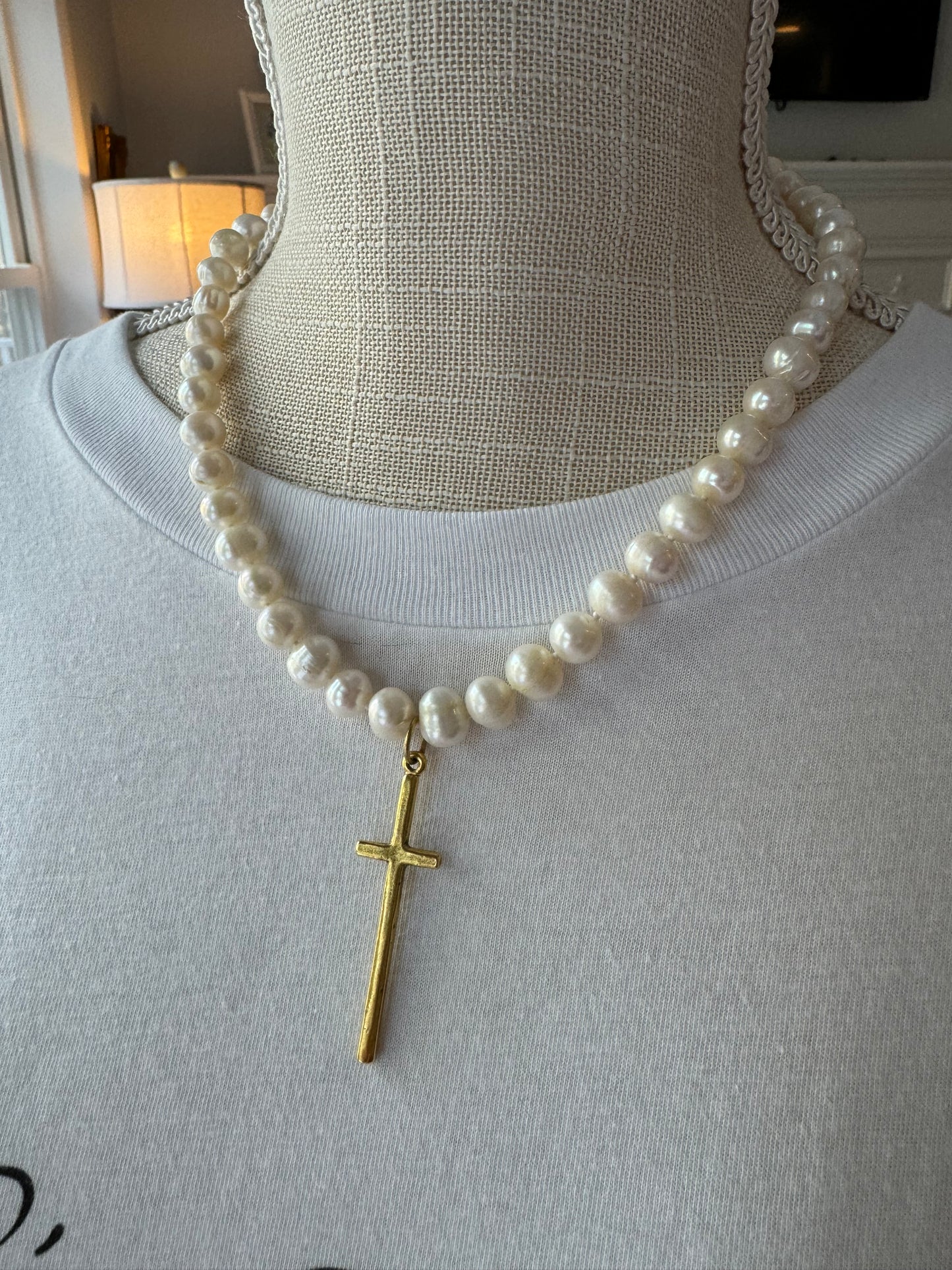 Margaret Skinny Cross Pearl Necklace