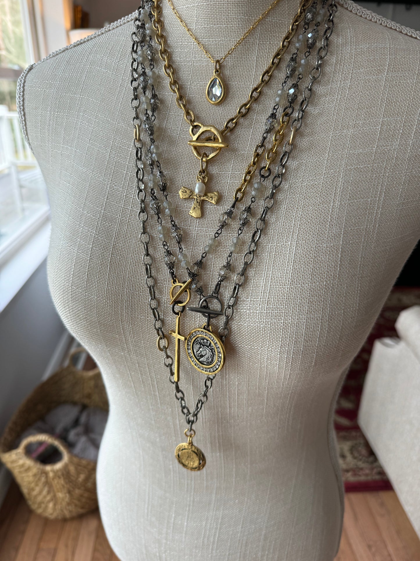 Alessia Unicorn Rhinestone Necklace