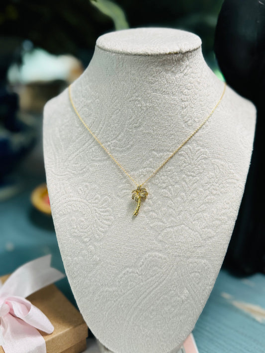 Dainty Palm Necklace