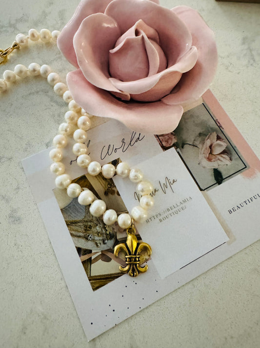 Fleur de lis Pearls