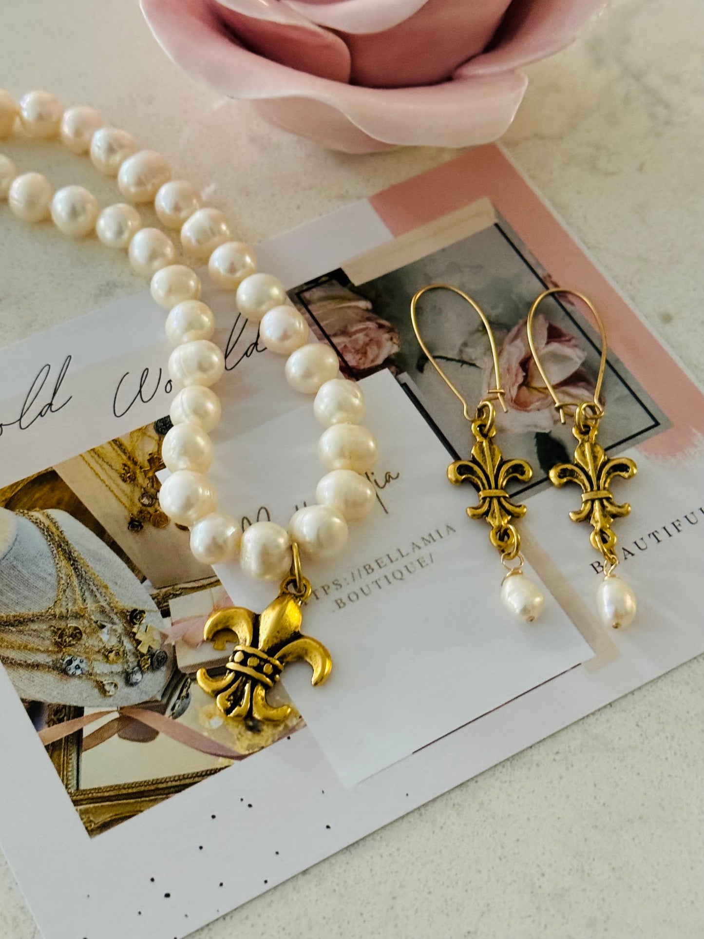 Fleur de lis Pearls