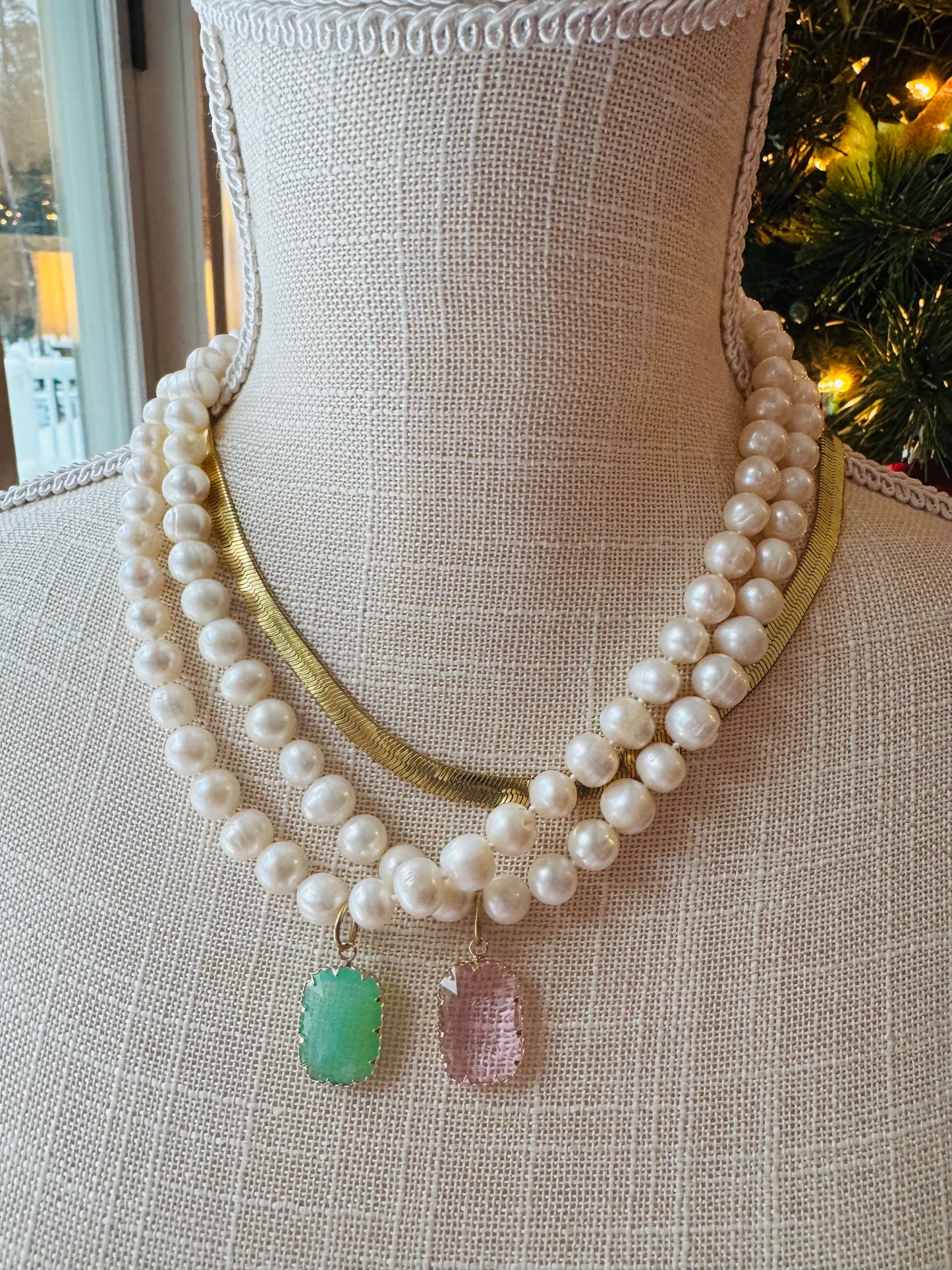 Elizabeth Pearl Necklace