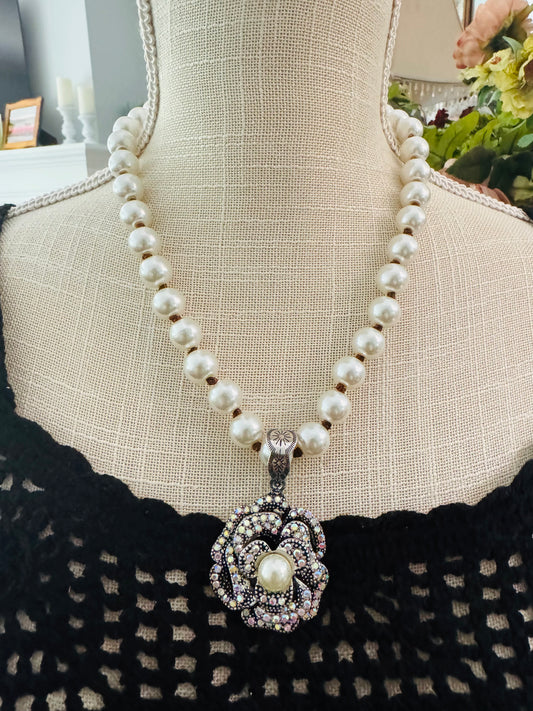 Borealis Pearl Necklace