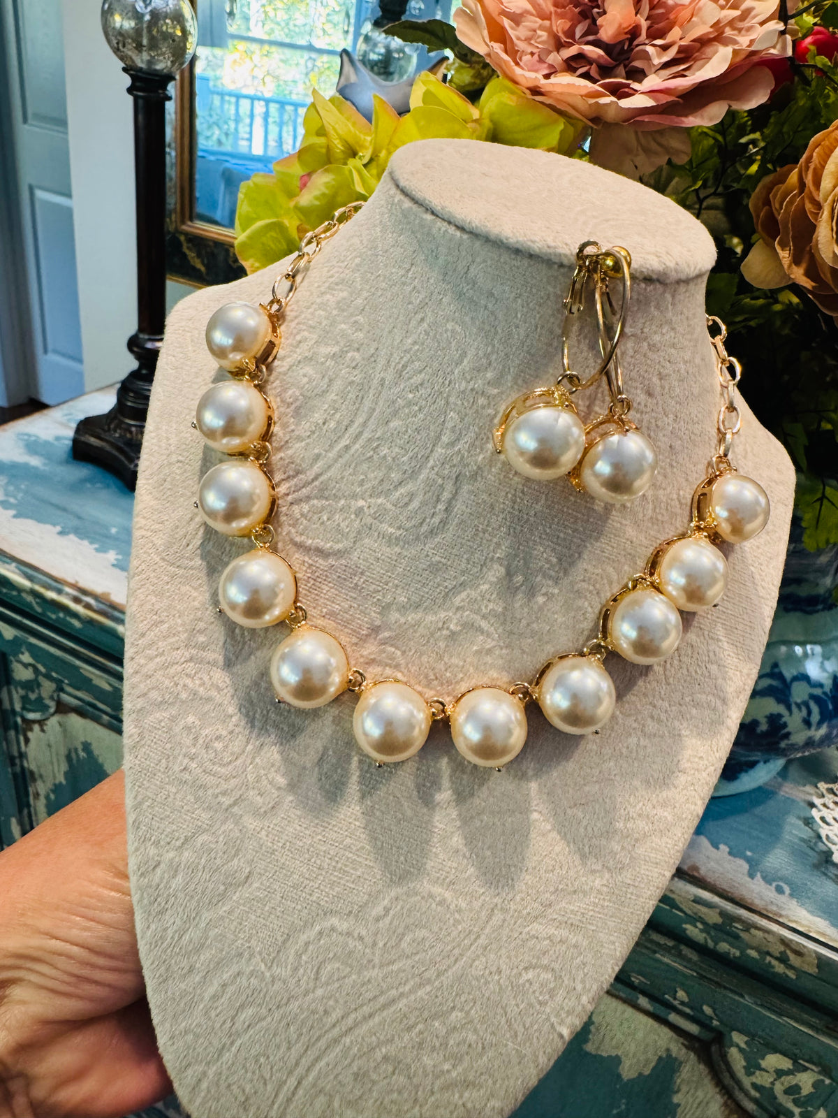 Dime Pearl Necklace Set