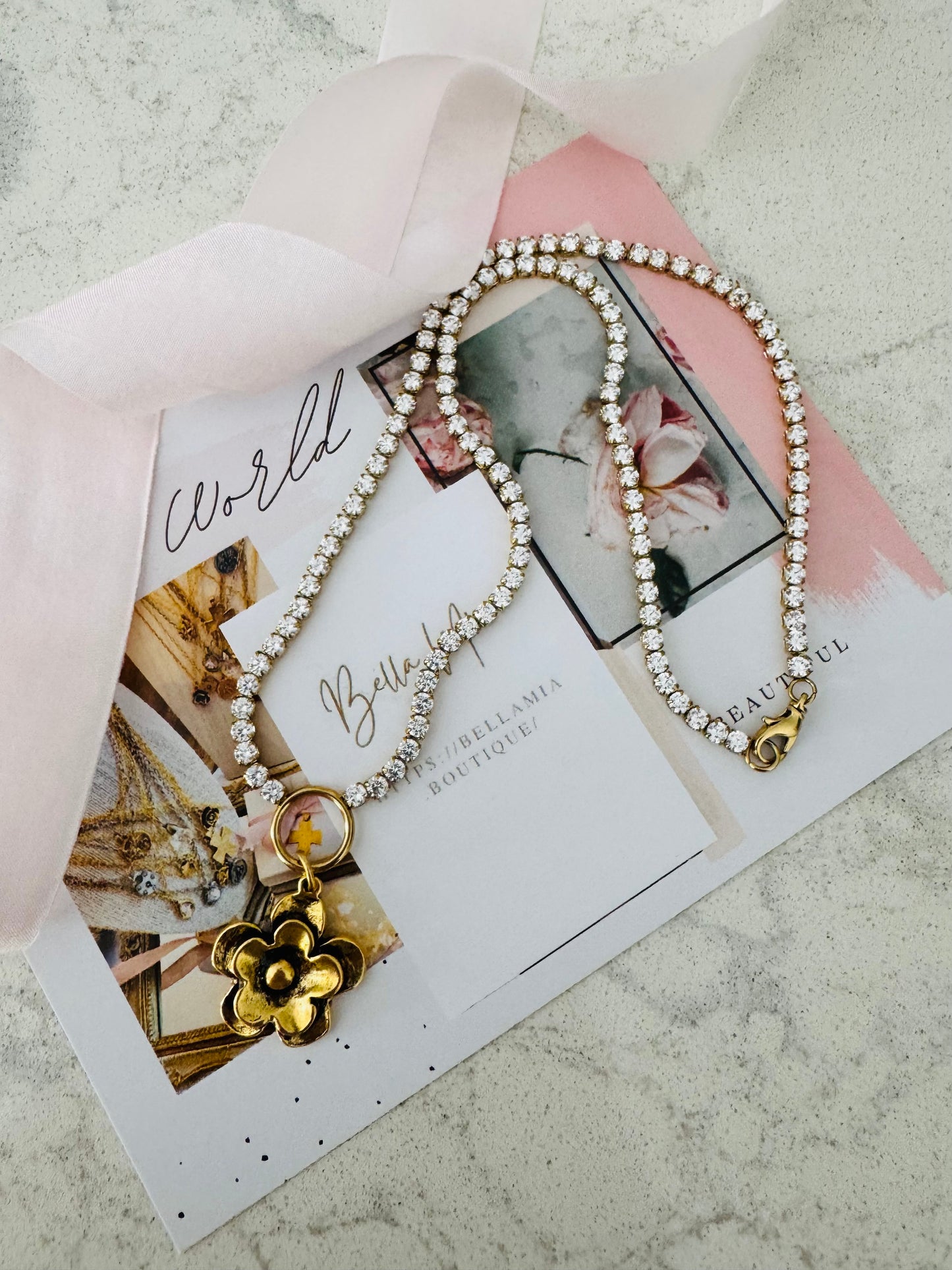 Fleur Necklace