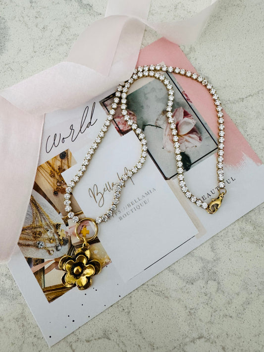 Fleur Necklace
