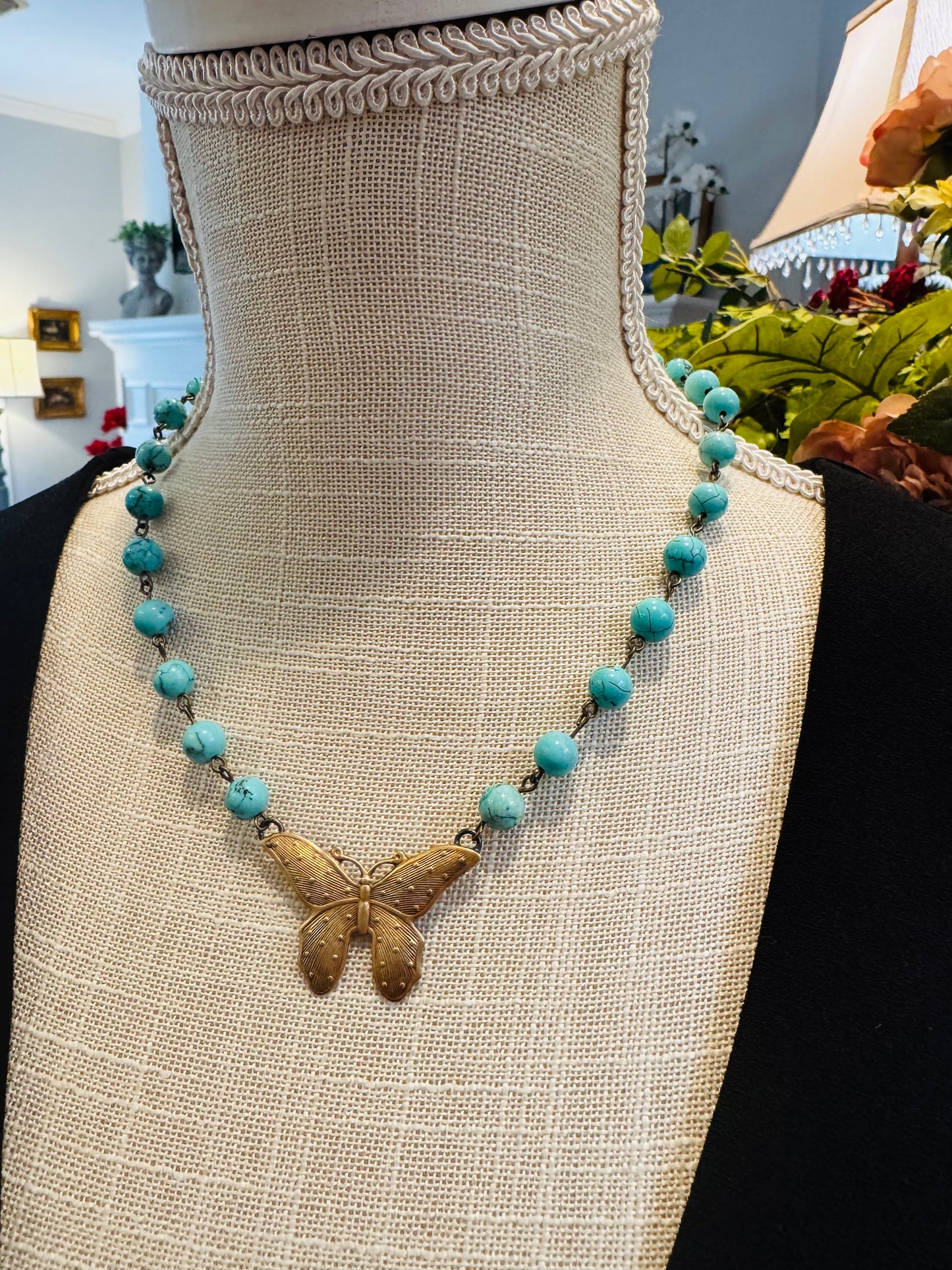 Mariposa Necklace